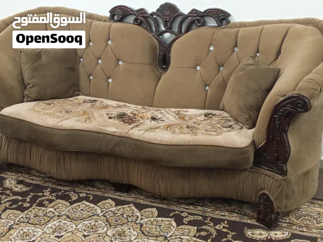 طقم كنب سبع مقاعد