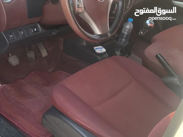 Used Nissan Navara in Basra