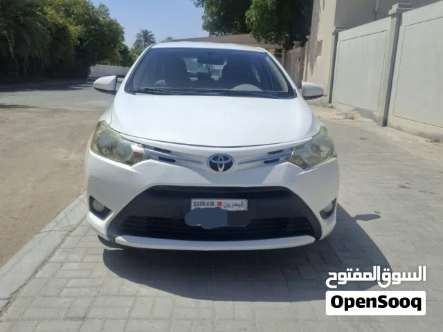 2014 تويوتا يارس E
