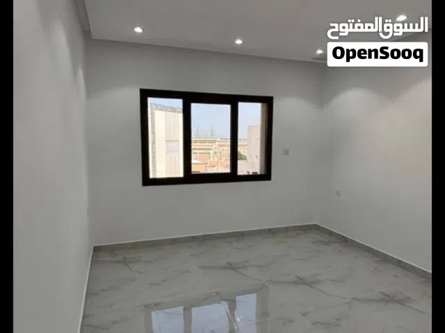 180 m2 3 Bedrooms Apartments for Rent in Farwaniya West Abdullah Al-Mubarak