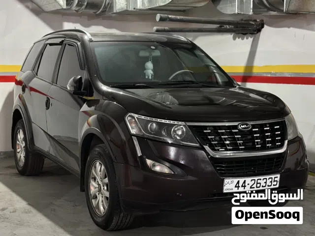 2019 ماهيندرا XUV 700 Standard