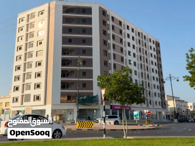 شقة ف نص سوق الخوض، سكني تجاري، فرصة ممتازه للاستثمار ف اكبر مشاريع الخوض