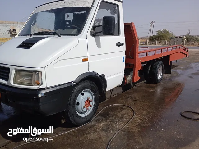 Auto Transporter Iveco 1991 in Al Khums