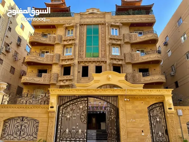 360m2 4 Bedrooms Apartments for Sale in Giza Hadayek al-Ahram