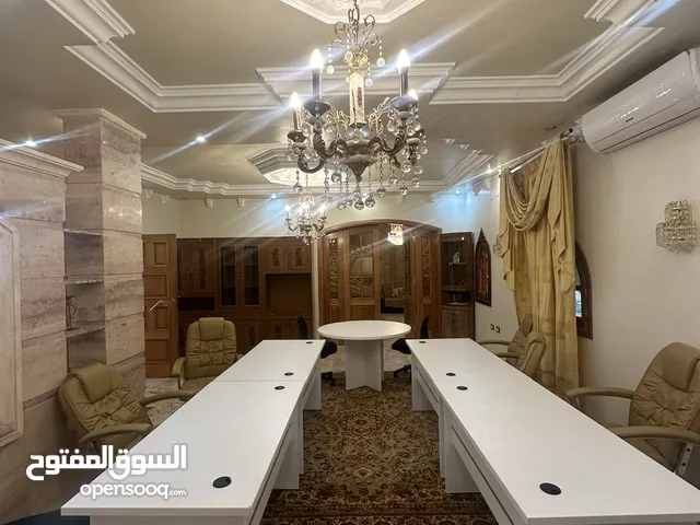 180 m2 4 Bedrooms Apartments for Rent in Tripoli Al-Nofliyen
