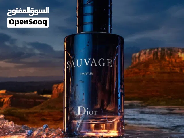 عطر ديور سوفاج (Sauvage Eau de Parfum) للرجال يتميز بتركيبة عطرية خشبية وشرقية.تم إصدار هذا العطر في