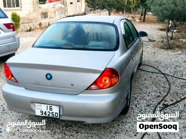 2000 كيا سبيكترا