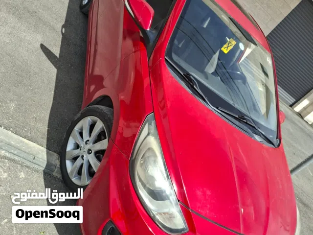 2014, هيونداي, اكسنت, Standard