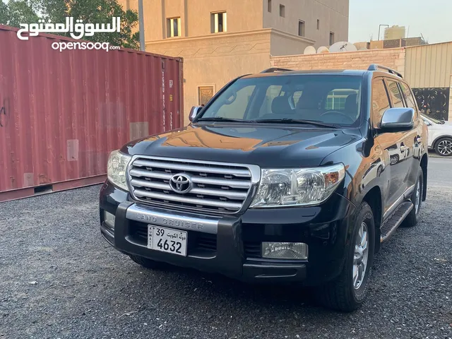 Used Toyota Land Cruiser in Al Ahmadi