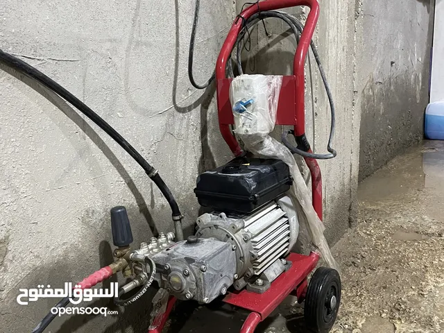 مغسله سيارات كامله للبيع موجده بجنين