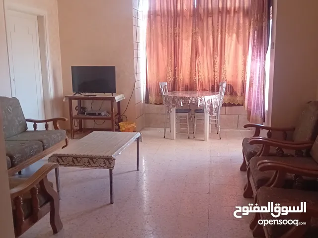 70 m2 3 Bedrooms Apartments for Rent in Zarqa Jabal Tareq