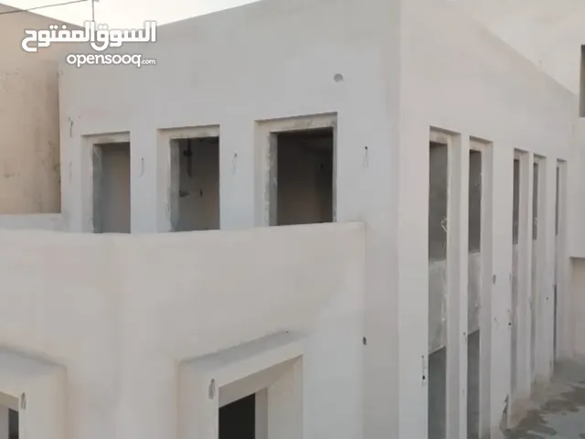 استثمر الان ! كافيه مميز ومجهز بتصميم حديث وموقع استراتيجي في مصراتة