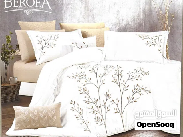 مفرش مطرز زمرد