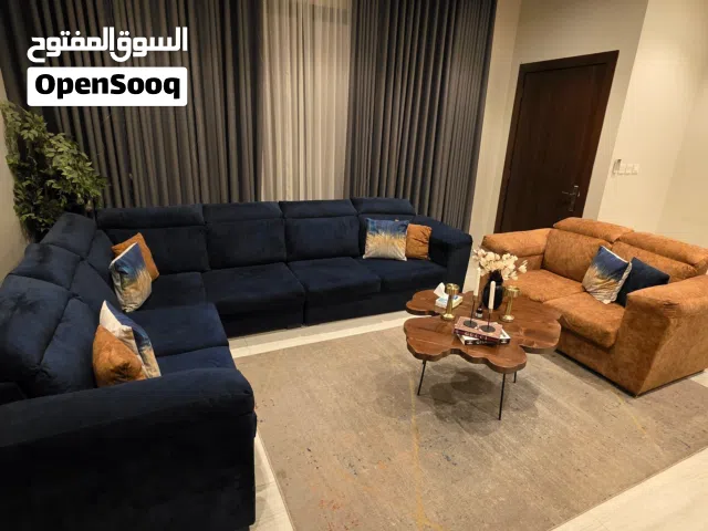 للبيع طقم جلوس وطاولة طعام