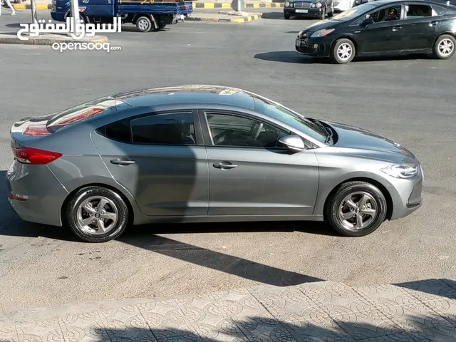 Used Hyundai Avante in Amman