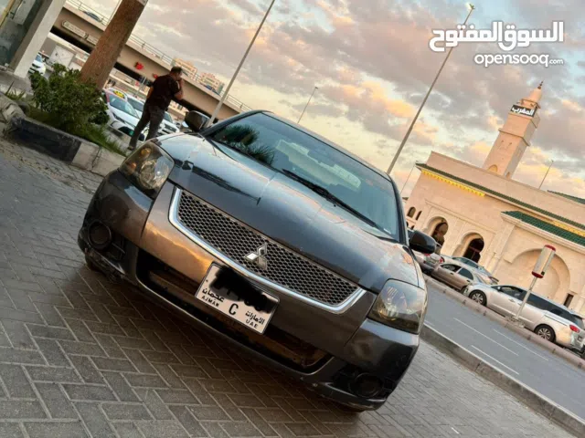 متسوبيشي جالانت 2010