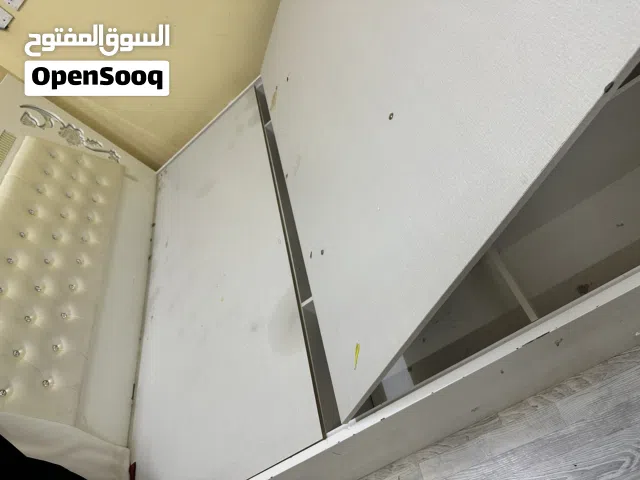 سرير نفرين للبيع