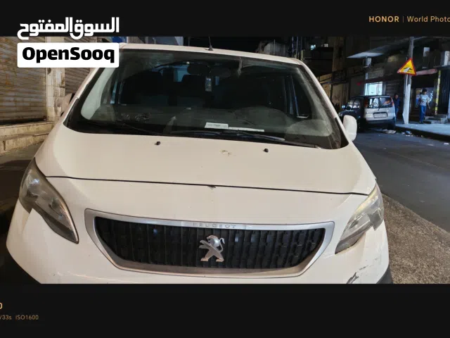 2018 بيجو اكسبرت Combi