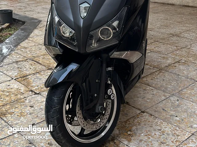 Yamaha T-max 530 cc model 2014