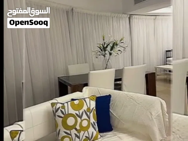 Renting an apartment in Amwaj Tala Island