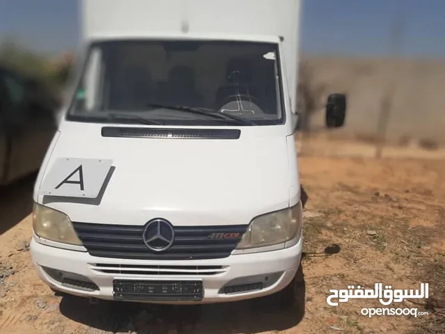 مرسيدس سبرنتر 411