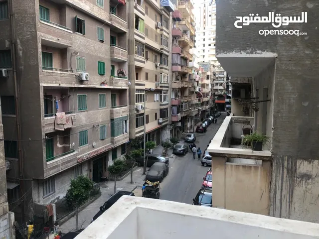 143 m2 5 Bedrooms Townhouse for Sale in Alexandria Fleming