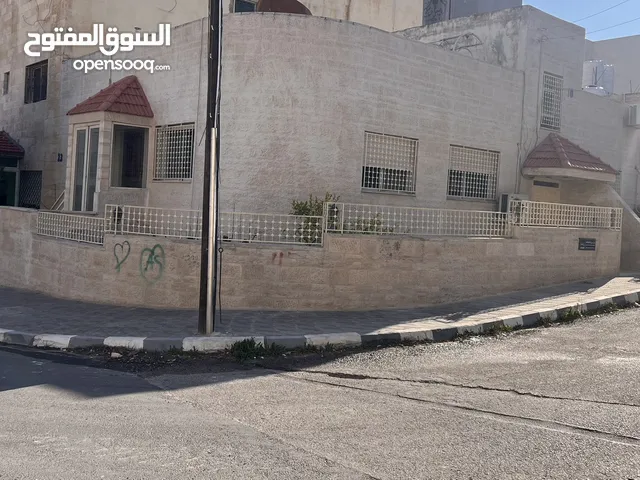 منزل للبيع والاستثمار في منطقة ابو نصير