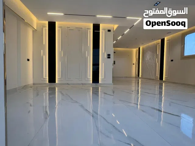 للإيجار الإدارى بدوران النادى- شقة 170م أول مفتاح من المالك مباشرة