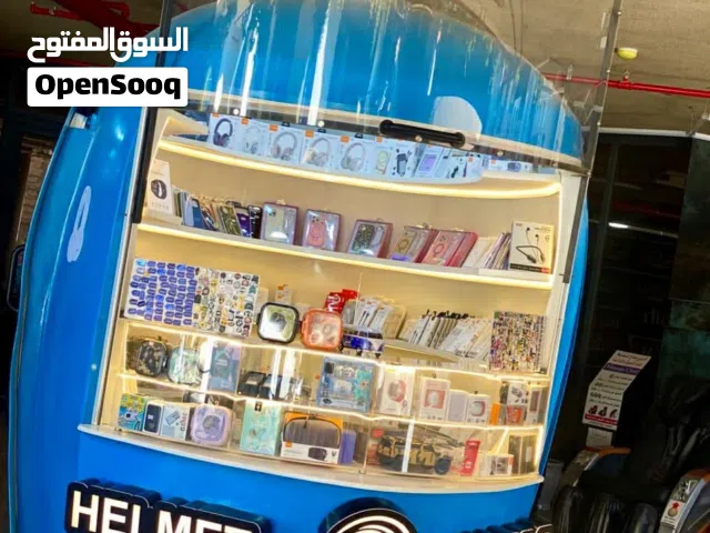 بوث اكسسوارات هاتف قرية الحجره