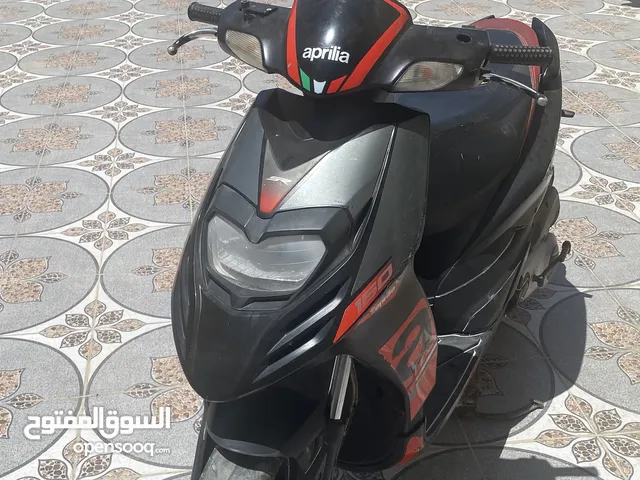 سكوتر ابريليا 150