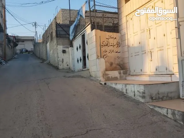 محل مع سدة للبيع