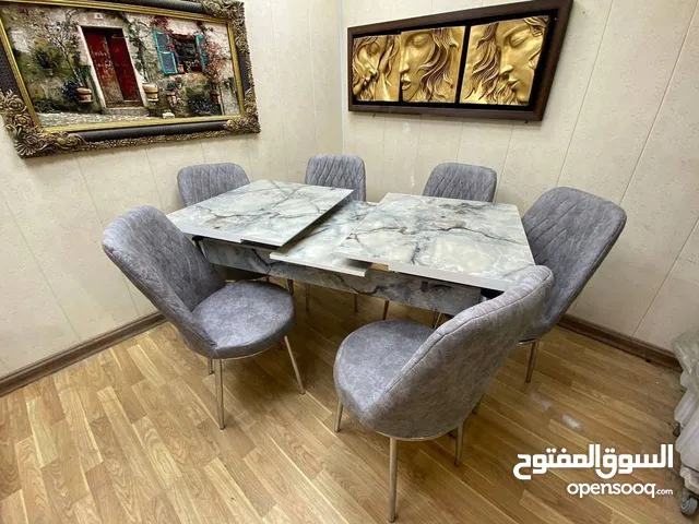 ميز طعام جديد تركي اصلي 100من 100 مضمون استرجاع اذا مو زين ، اثث بيتك وياية .