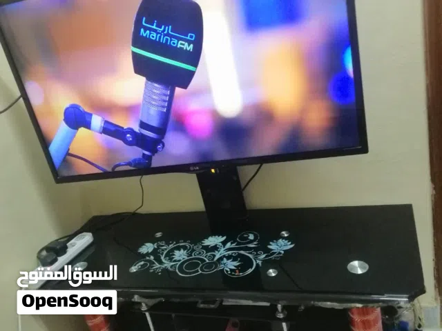 32" LG monitors for sale in Buraimi
