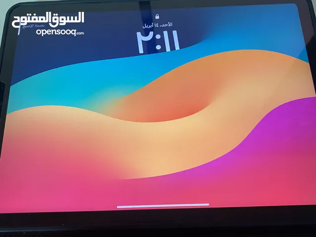 Apple iPad Air 5 256 GB in Al Batinah