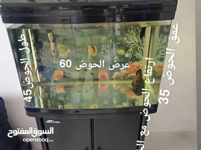 للبيع حوض مع الخزانة وفلتر خارجي-مستعمل