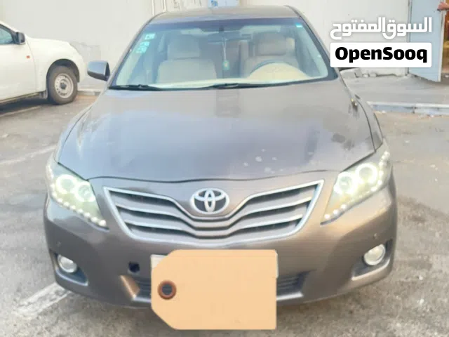 2010 تويوتا كامري GL