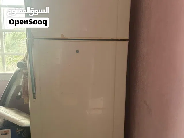 ثلاجه باناسونيك حجم كبير مستعمله ونظيفه