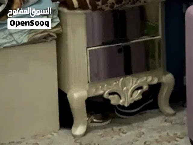 غرفه نوم كامله نضيفه
