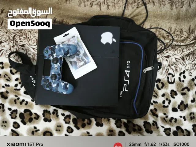 playstation 4. 500gb. مع جهاز تحكم واحد و شريطين رقم التواصل بسعر 70 ريال صلاله