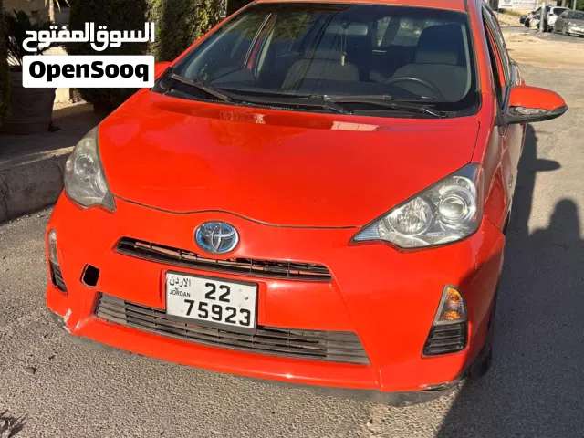 2014 تويوتا بريوس Prius C