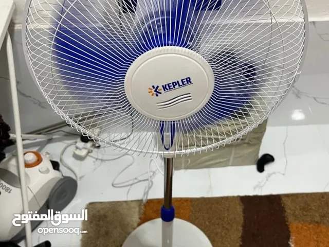 Media fan new under warranty stand fan series 3000 3 speed