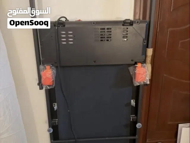 جهاز سير مشي + جري مناسب للمساحات الصغيرة
