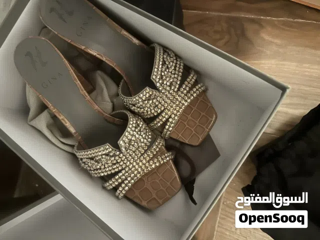 من بوتيك الافنيوز