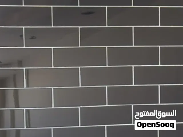 محل للبيع بمنطقة عجمان الزاهية جديد جاهز ( لم يتم الافتتاح بعد ) للجادين فقط