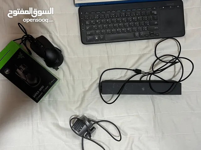 Microsoft Keyboard HP Webcam & Speaker Bar Razer Mouse