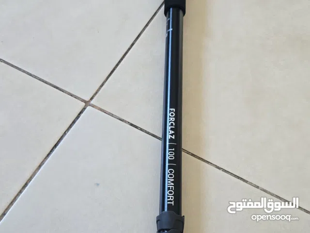 Single trekking pole