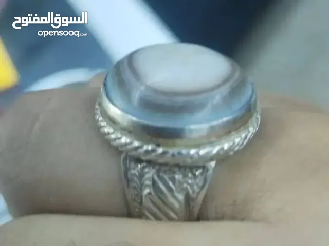 بيع الخواتم والسباح والانتيكات