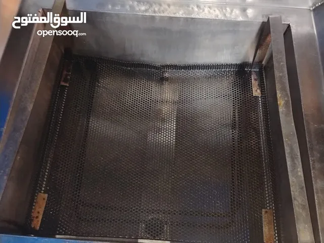 ماكينه بروستد 3فاز بحاله ممتازه للبيع او البدل على ماكينه 1فار