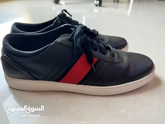 Casual Black and Cream shoes(2in1)