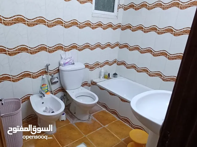 200 m2 3 Bedrooms Apartments for Sale in Amman Al-Khaznah